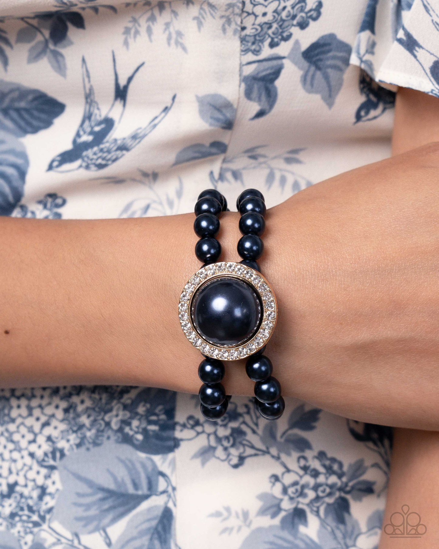 Valuable Verdict - Blue Necklace and Valuable Victor - Blue Bracelet Set