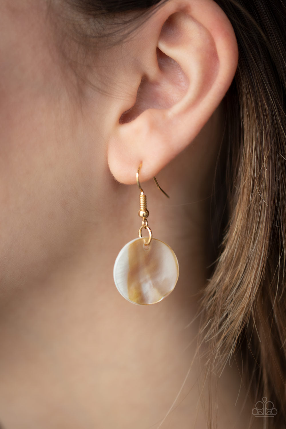 A Top-Sheller - Gold - Paparazzi Necklace