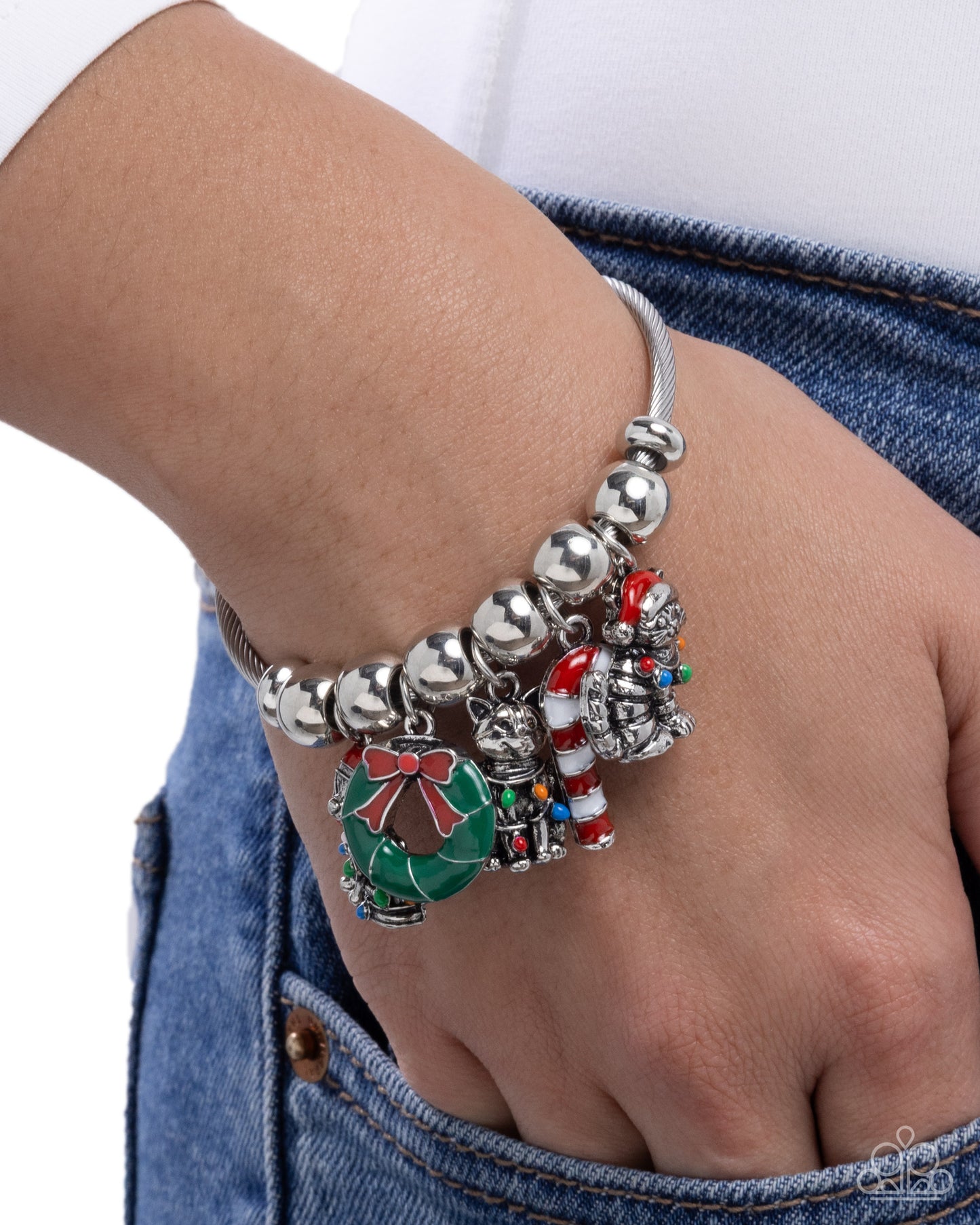 Coming Soon - Christmas Creatures - Paparazzi Bracelet