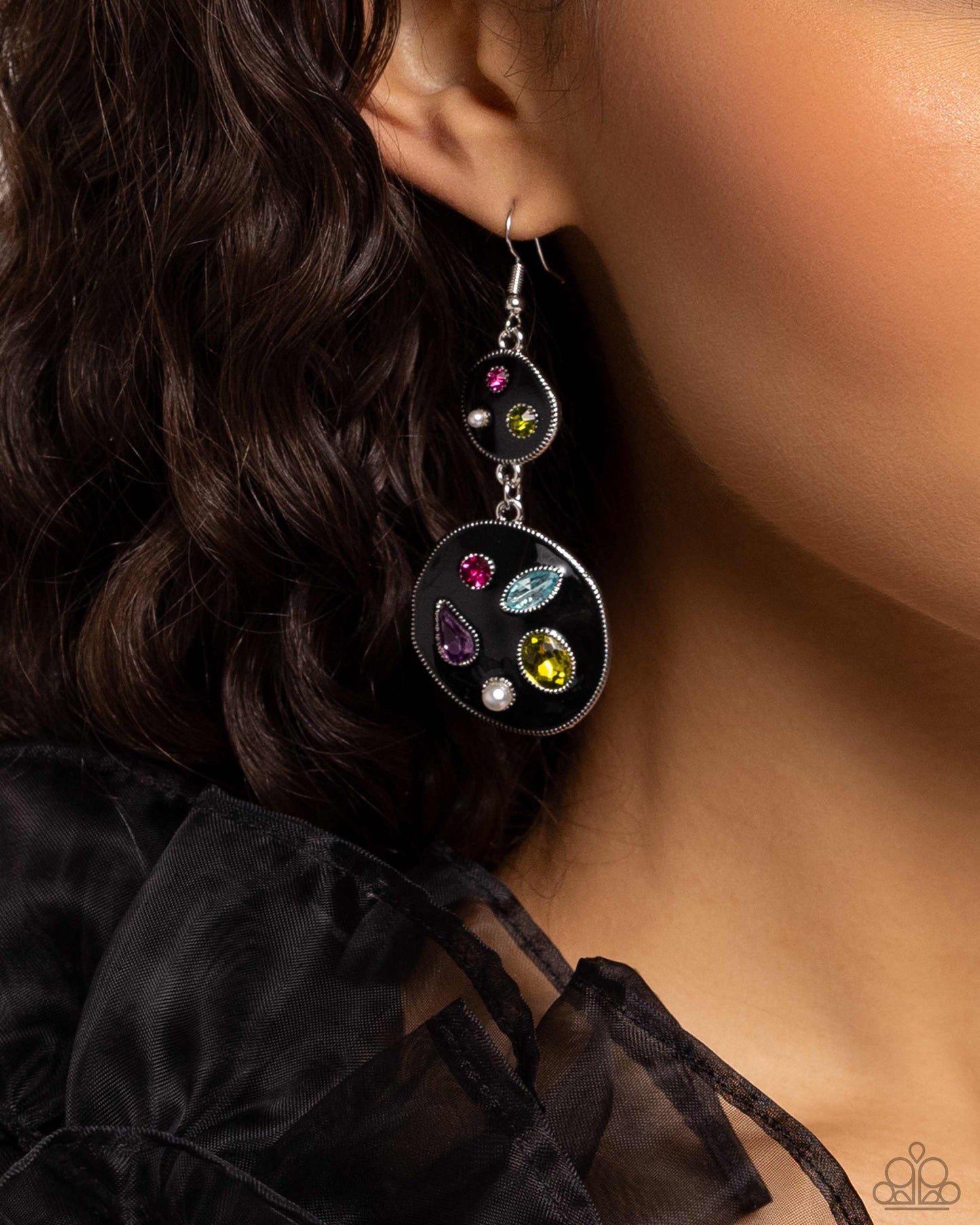 Gallery Genius - Black - Paparazzi Earrings