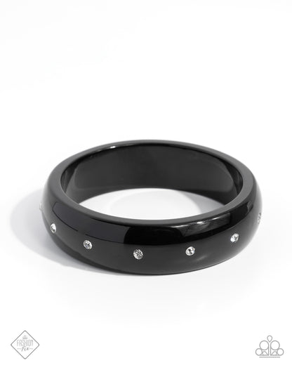 Cheeky Chic - Black - Paparazzi Bracelet
