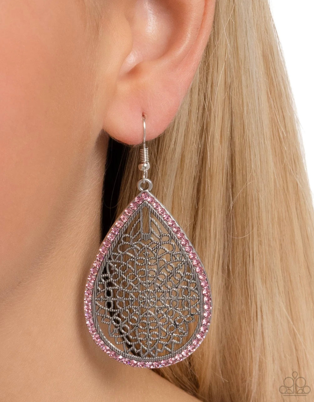 Fleur de Fantasy - Pink - Paparazzi Earrings