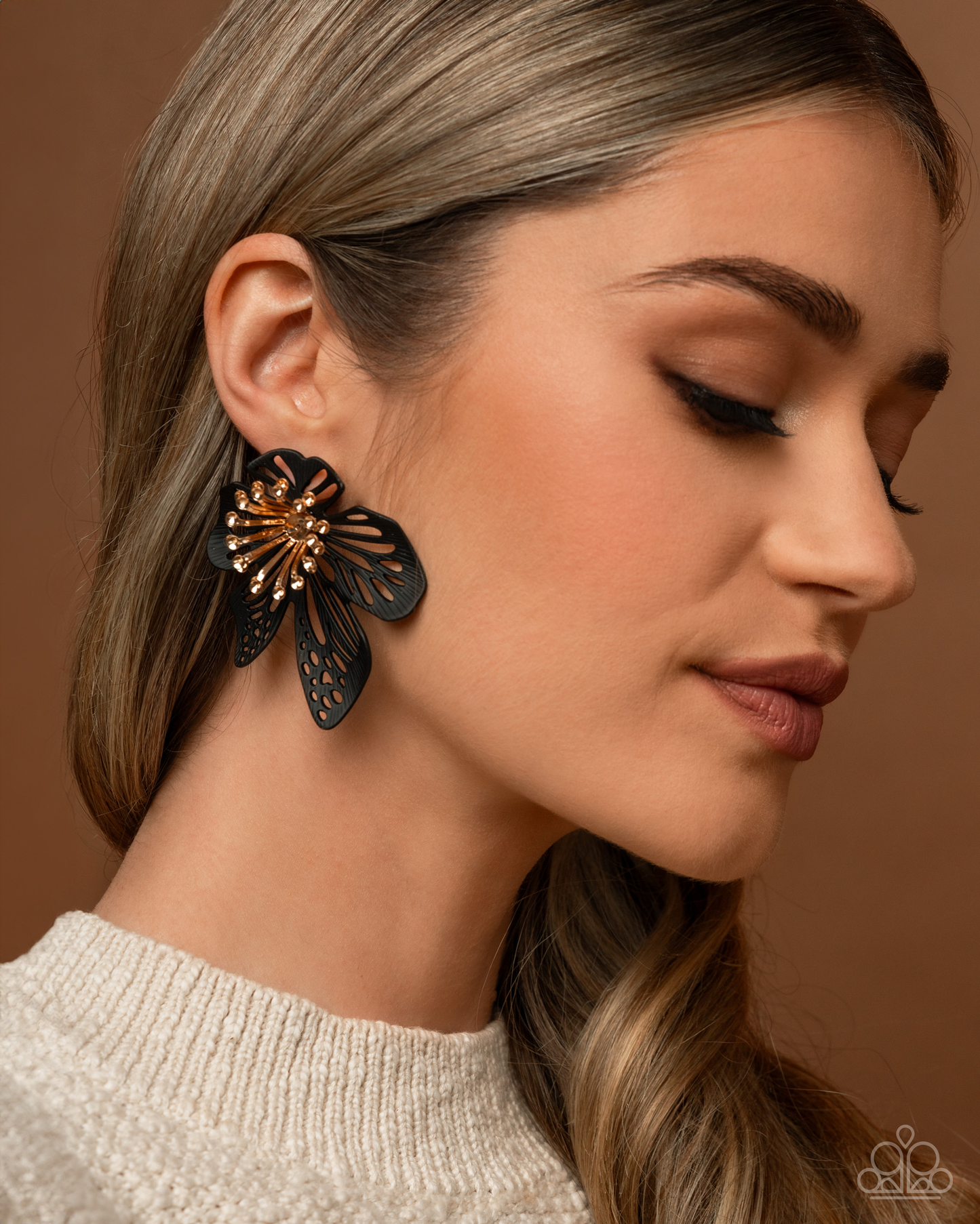 Wonderland Wallflower - Black - Paparazzi Earrings