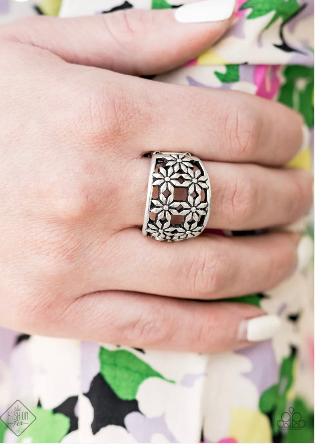 Dewy Dandelions Bracelet, Garden Adventure Earrings and Crazy About Daisies Ring Set