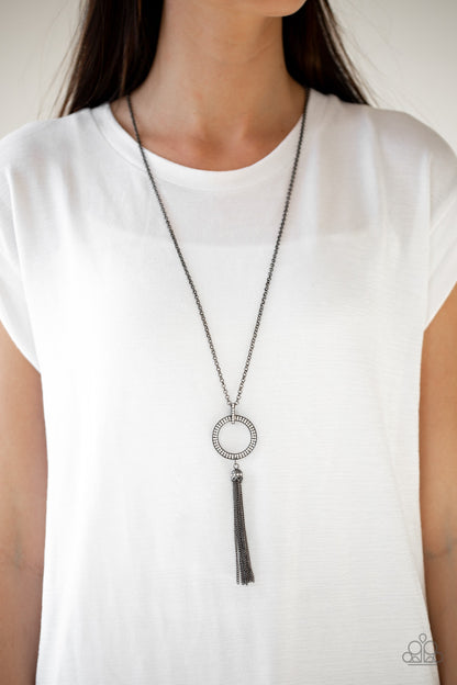 Straight To The Top - Black - Paparazzi Necklace