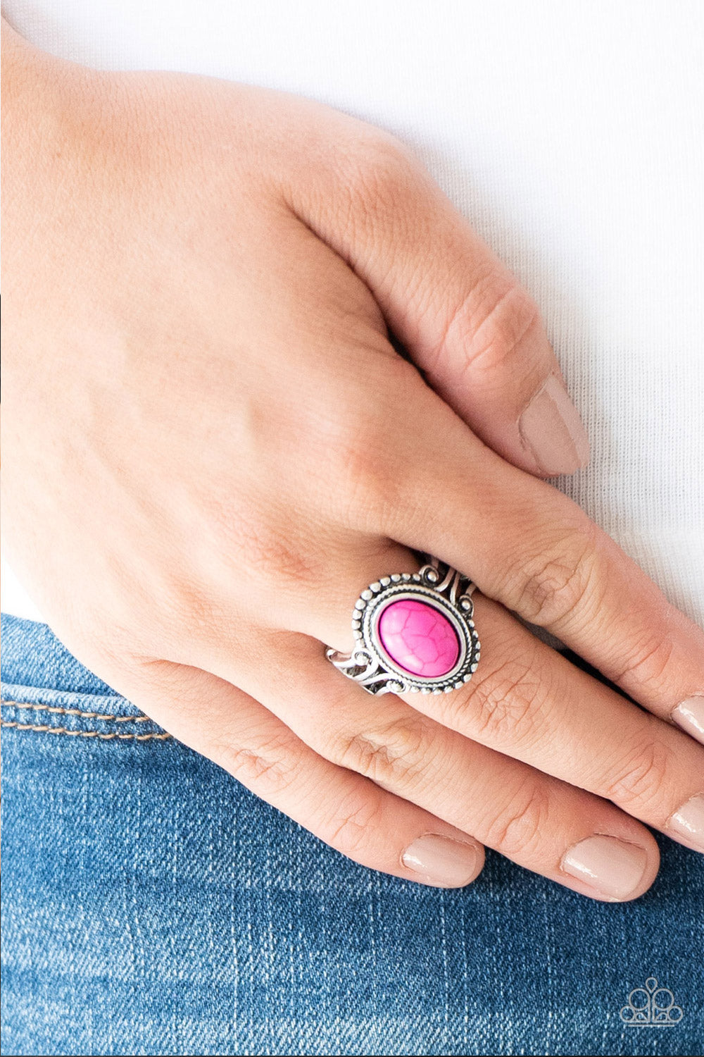 All The Worlds A Stage Coach - Pink - Paparazzi Ring