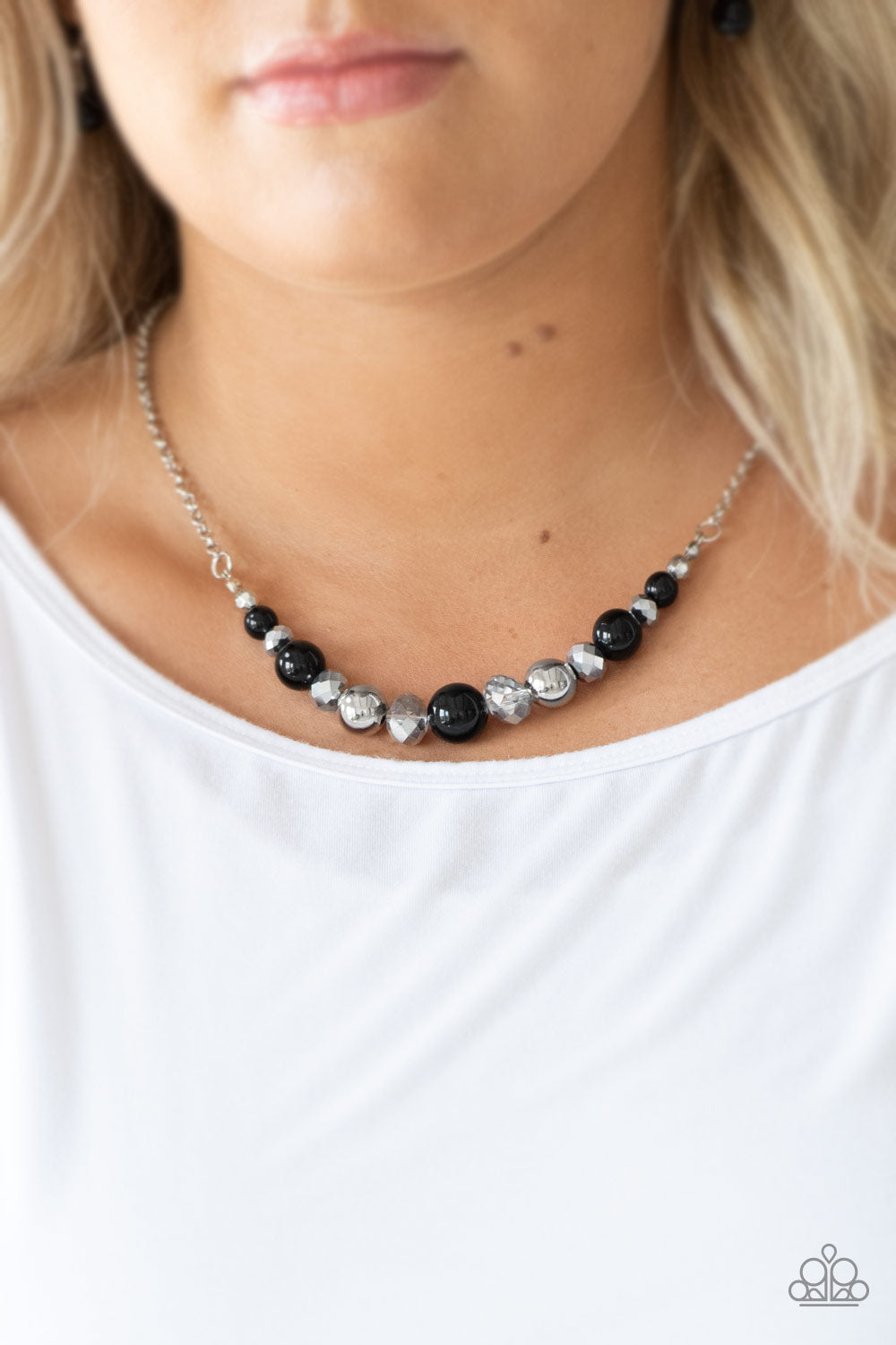 The Big-Leaguer - Black- Paparazzi Necklace