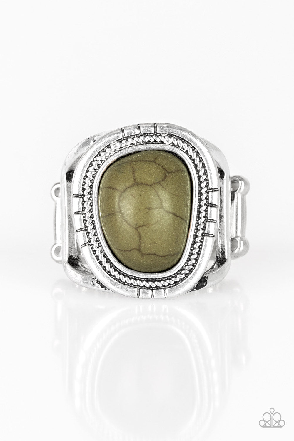 Out On The Range - Green - Paparazzi Ring