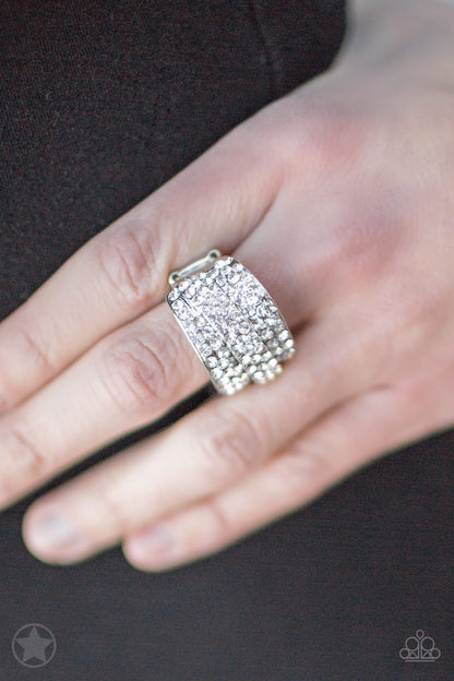 The Millionaires Club - White - Paparazzi Ring