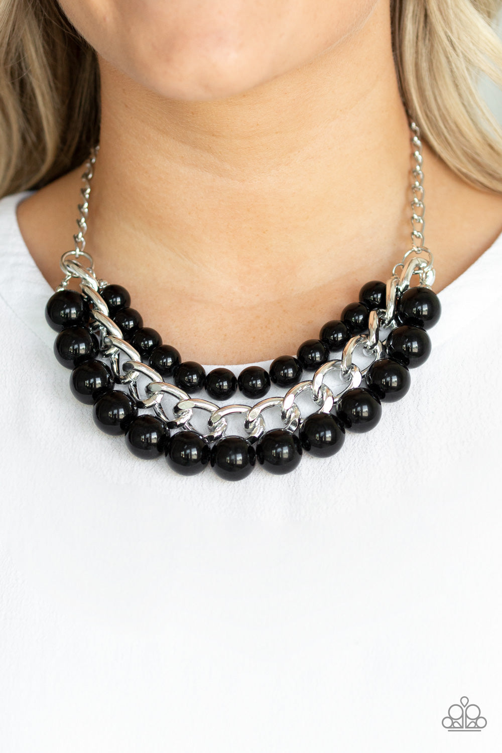 Empire State Empress - Black- Paparazzi Necklace