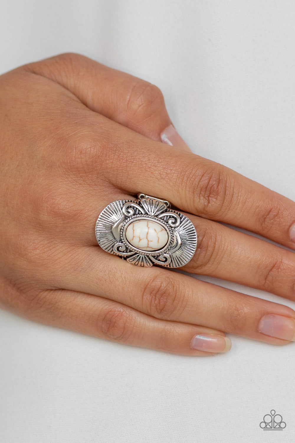 Oracle Oasis - White - Paparazzi Ring