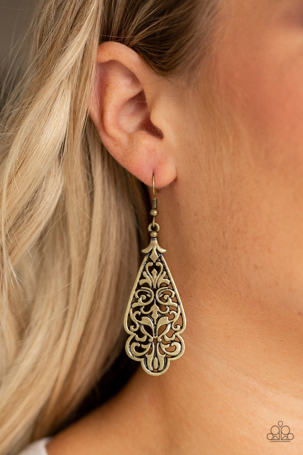 Greenhouse Goddess - Brass - Paparazzi Earrings