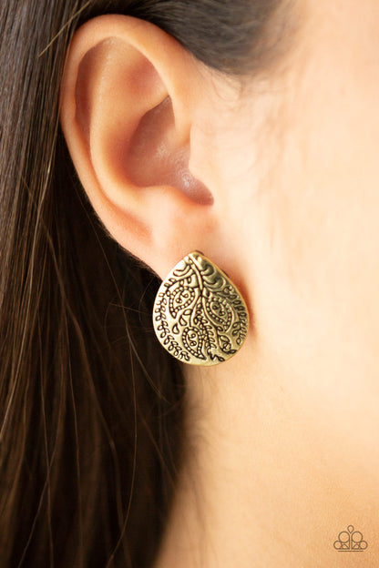 Seasonal Bliss - Brass - Paparazzi Earrings