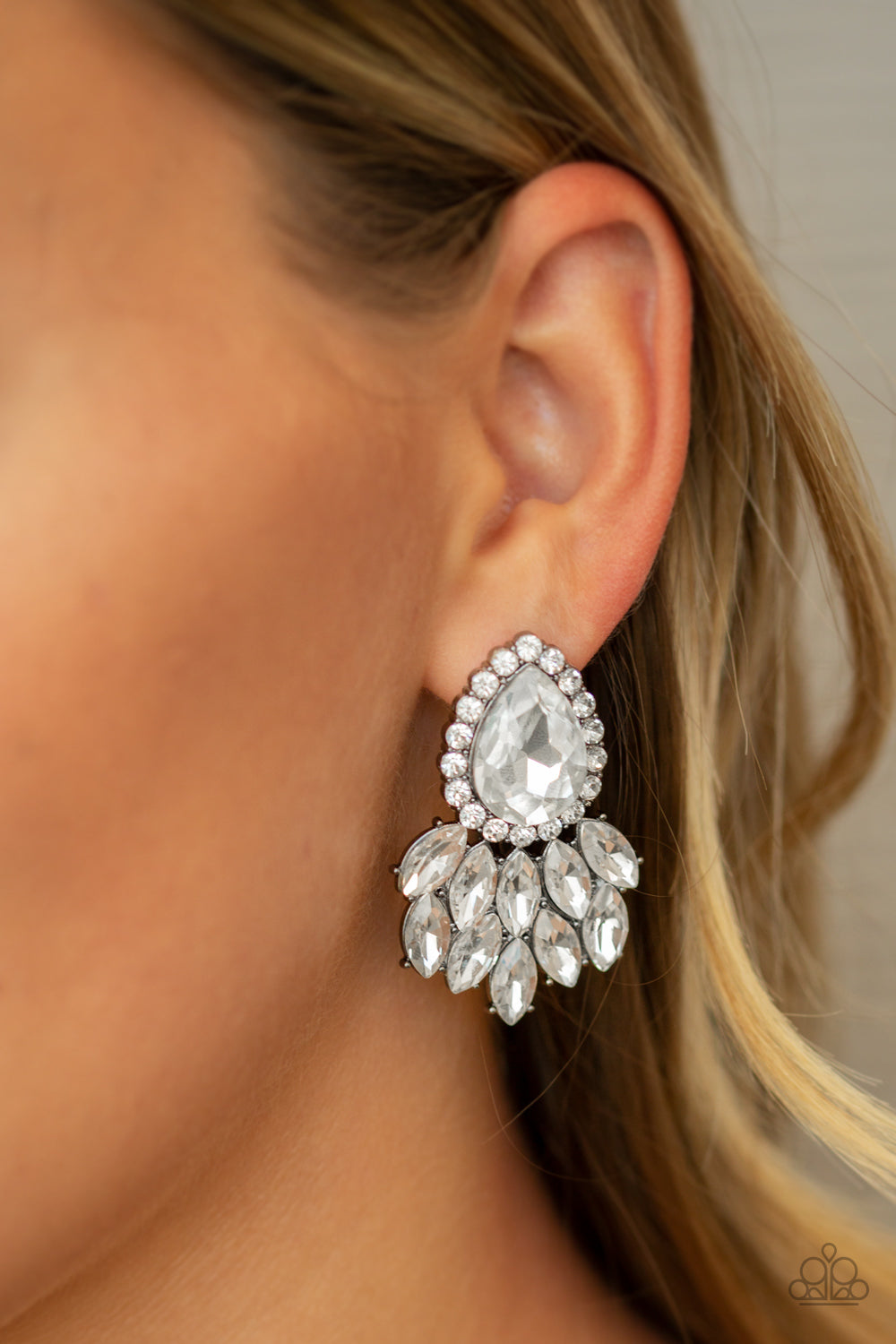 A Breath of Fresh Heir - Black - Paparazzi Earrings