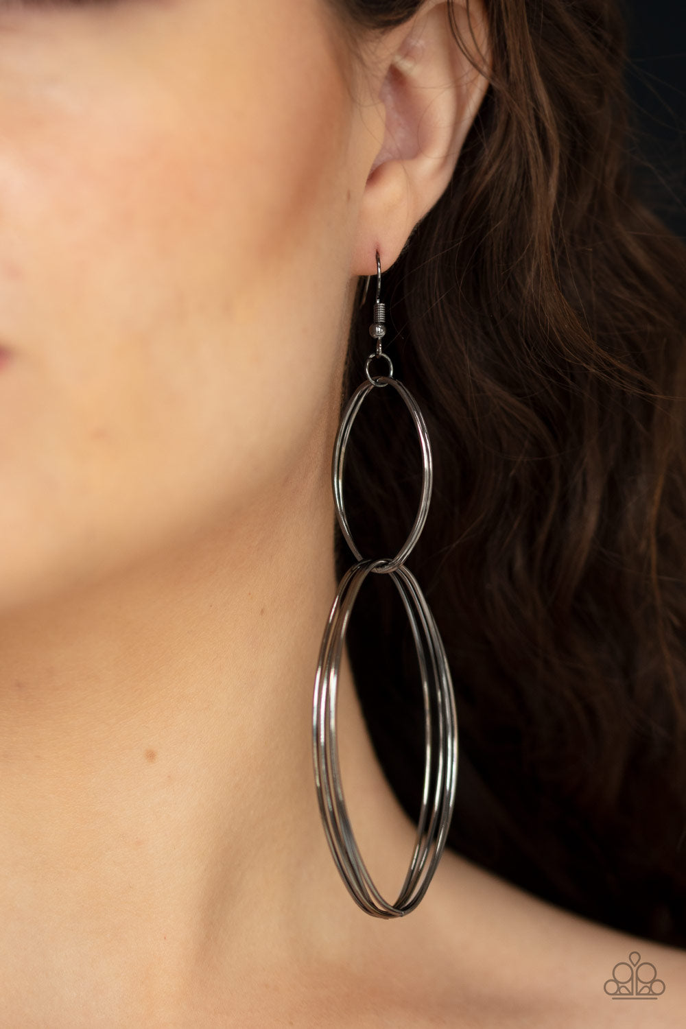 Getting Into Shape - Black - Paparazzi Earrings