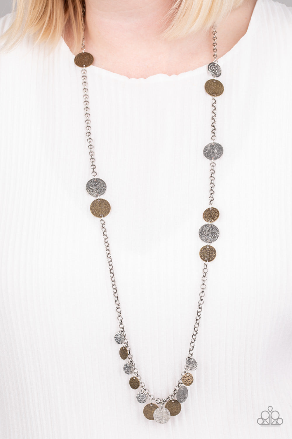 Trailblazing Trinket - Multi - Paparazzi Necklace