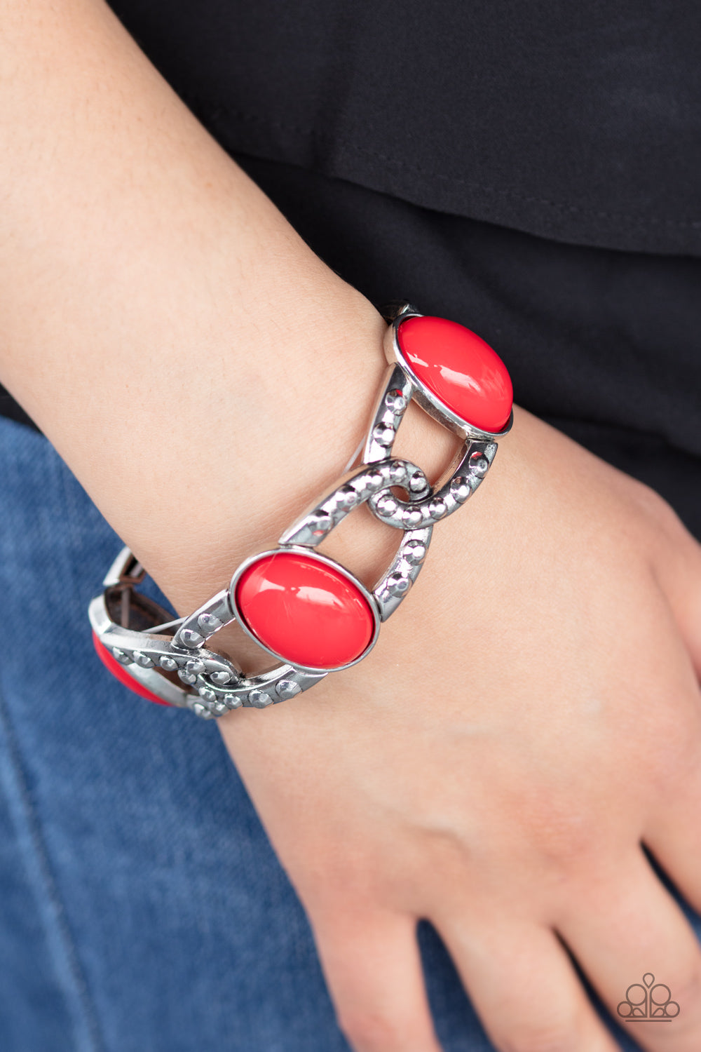 Dreamy Gleam - Red Stretch Bracelet