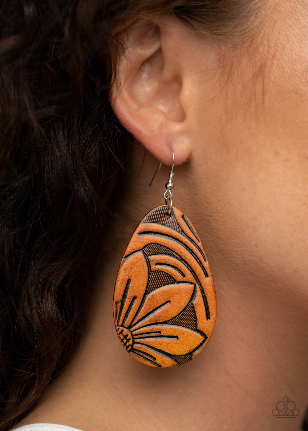 Garden Therapy - Brown - Paparazzi Earrings