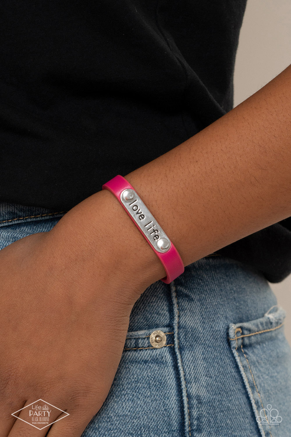 Love Life - Pink - Paparazzi Bracelet (2021 Black Diamond Life of the Party)
