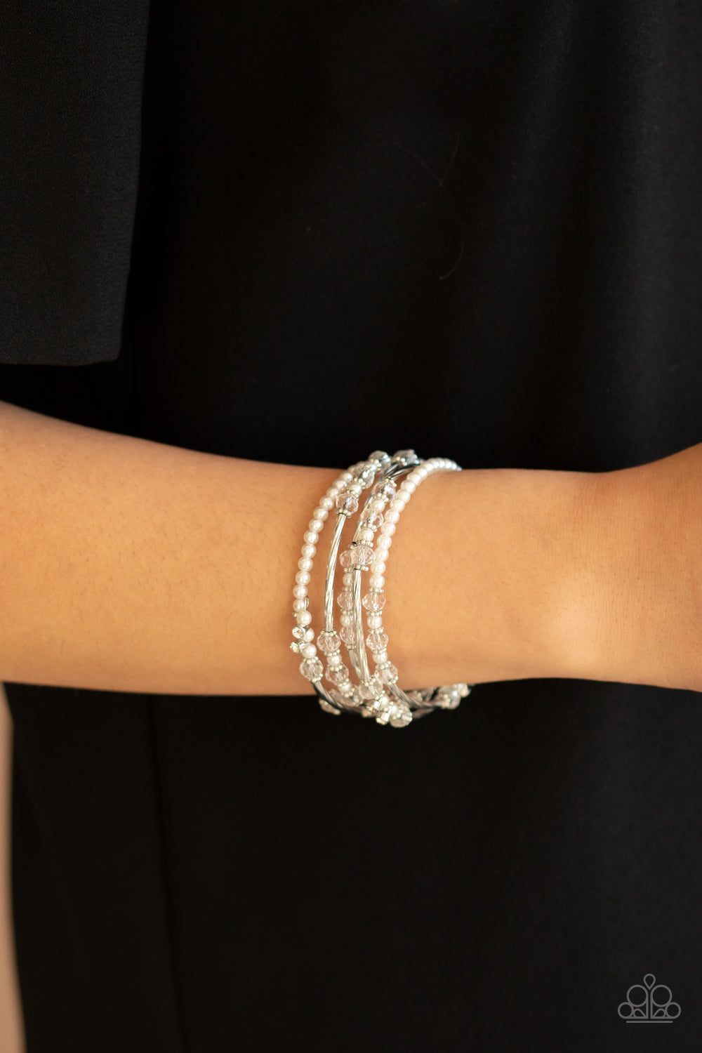 Head-Turning Twinkle - White - Paparazzi Bracelet