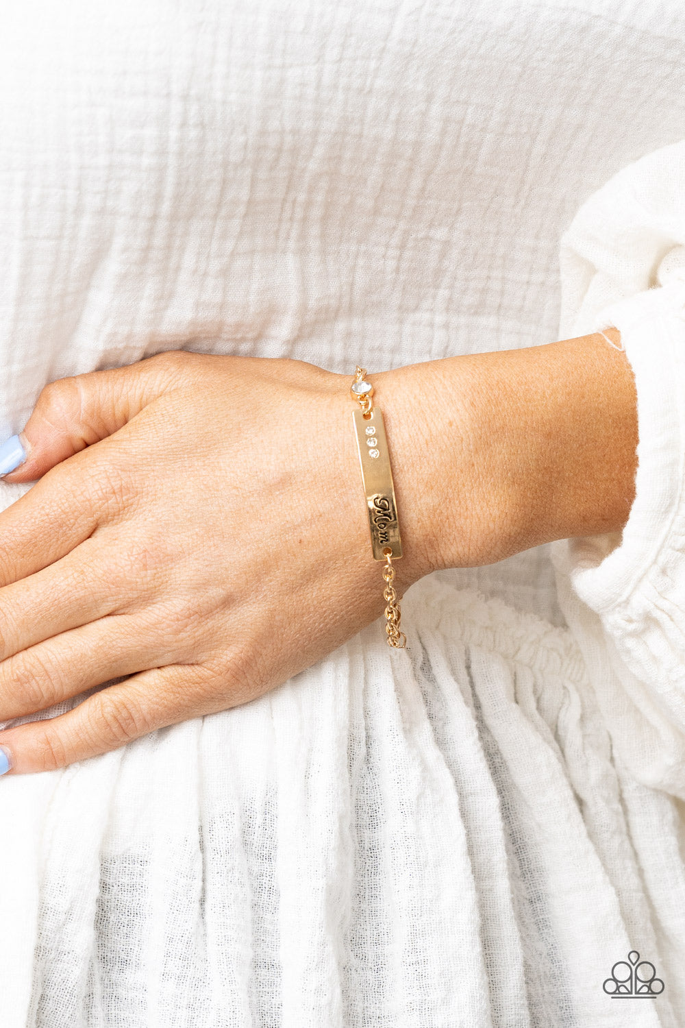 Mom Always Knows - Gold - Paparazzi Bracelet