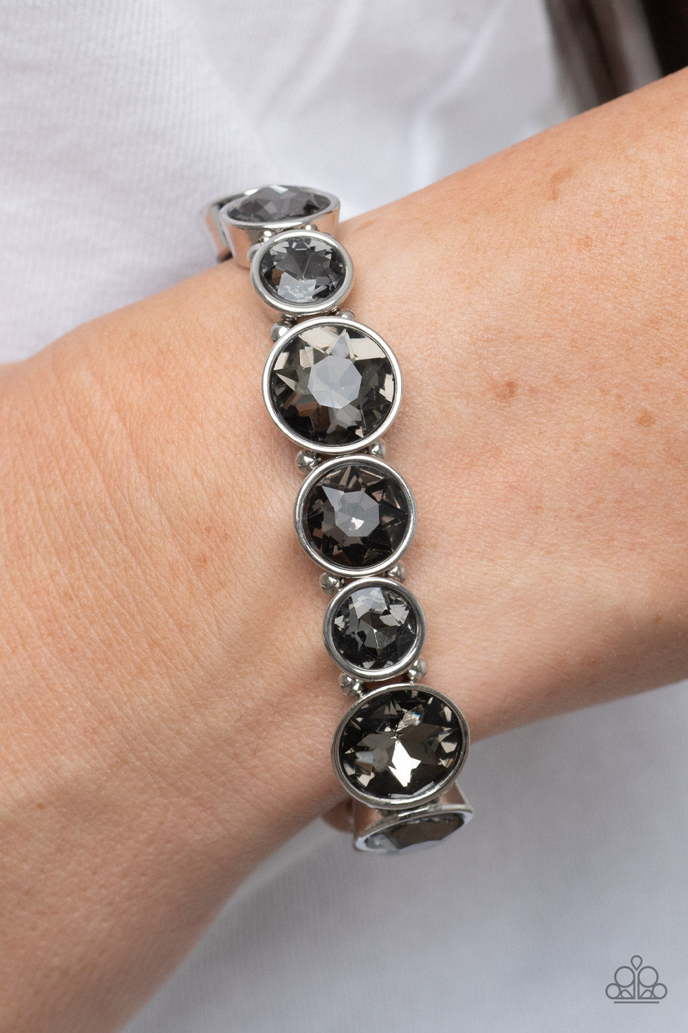 Twinkling Tease - Silver - Paparazzi Bracelet