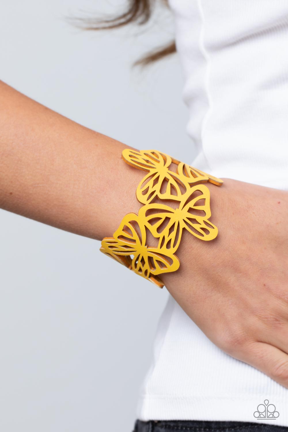 Butterfly Breeze - Yellow - Paparazzi Bracelet