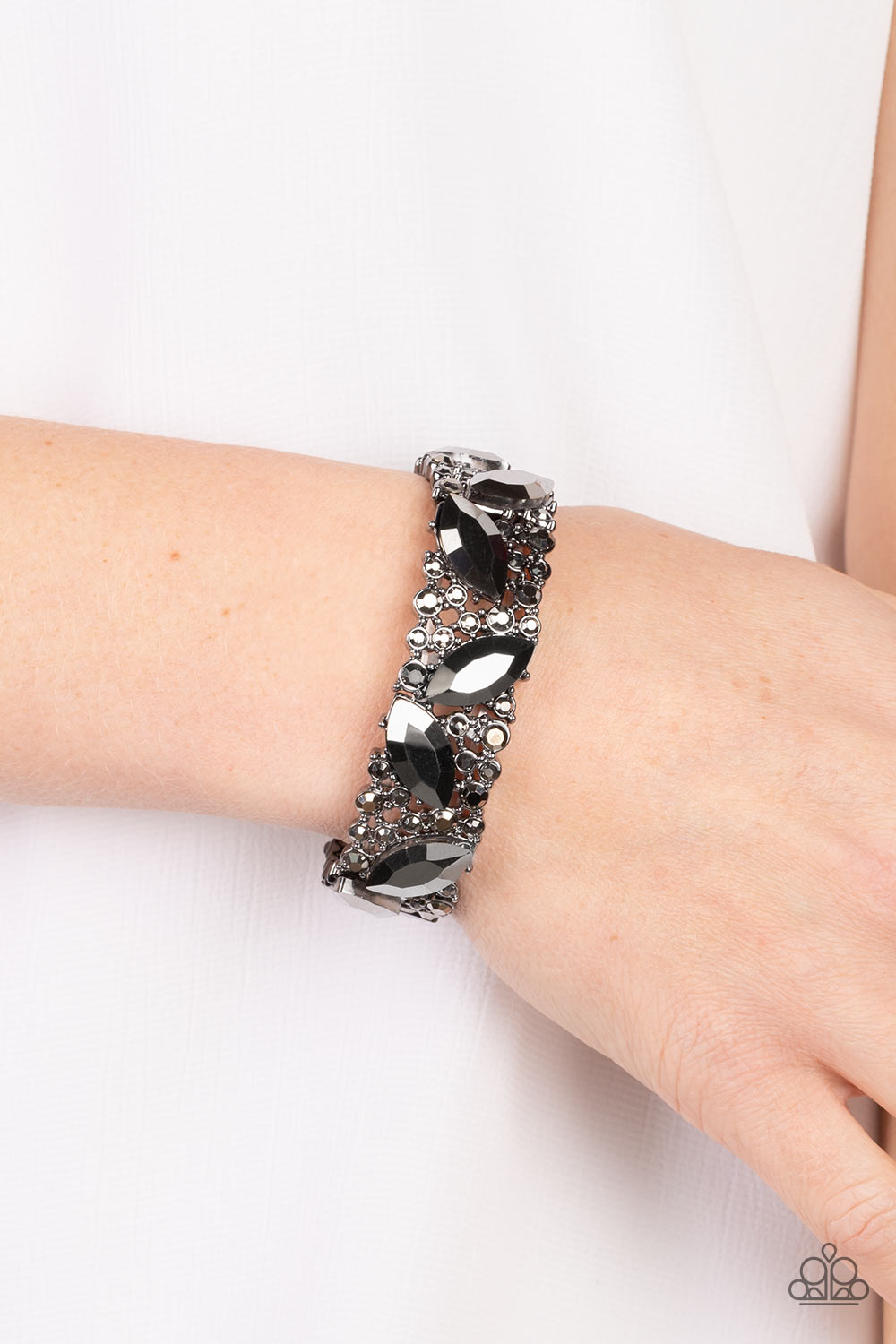 Full Body Chills - Black - Paparazzi Bracelet