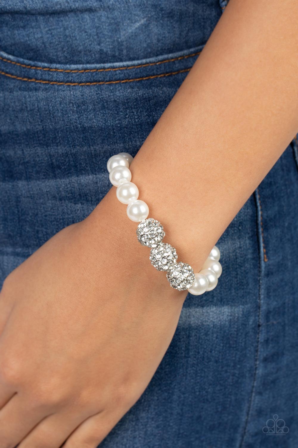 Breathtaking Ball - White - Paparazzi Bracelet