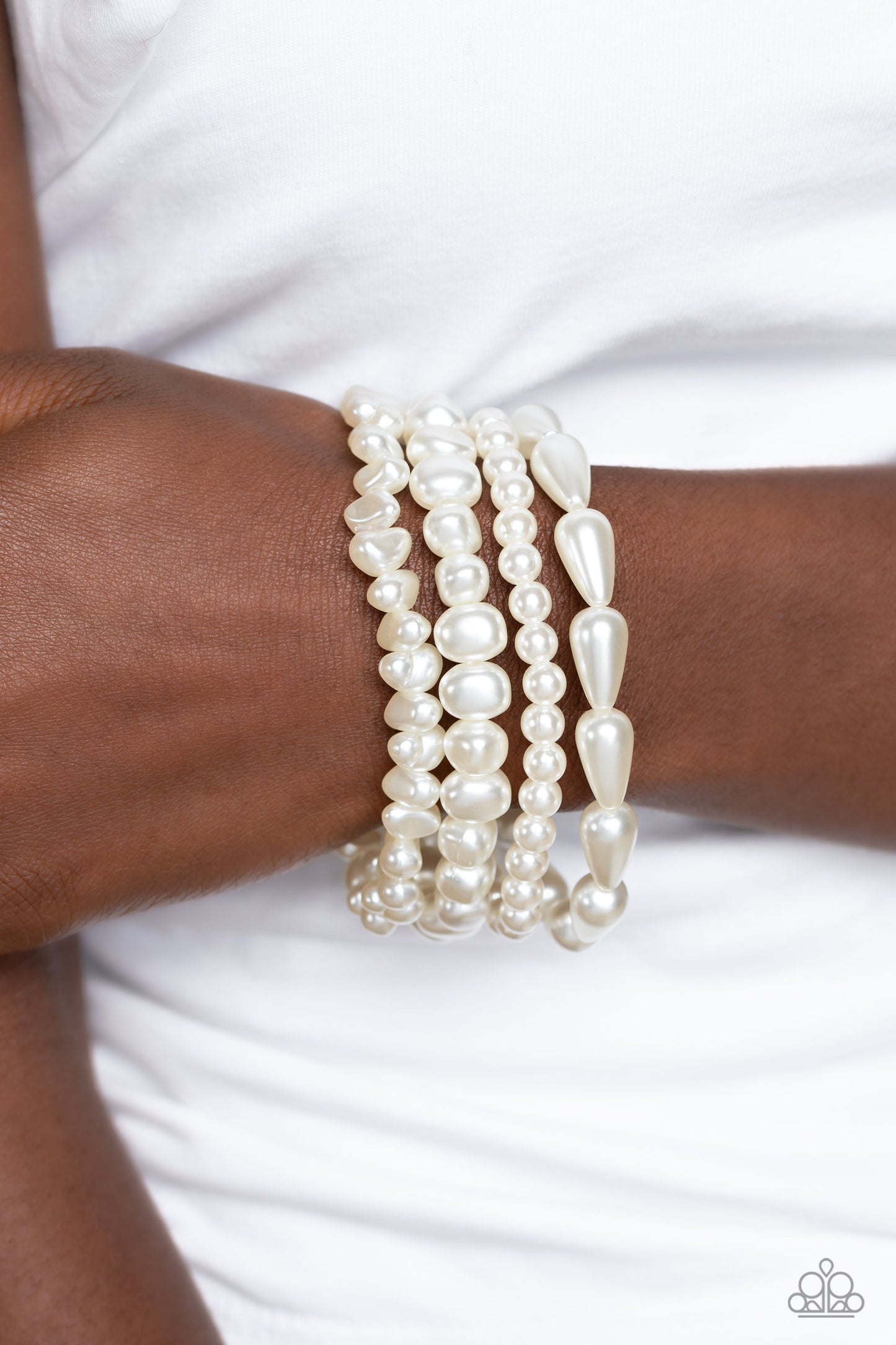 Gossip PEARL - White - Paparazzi Bracelet