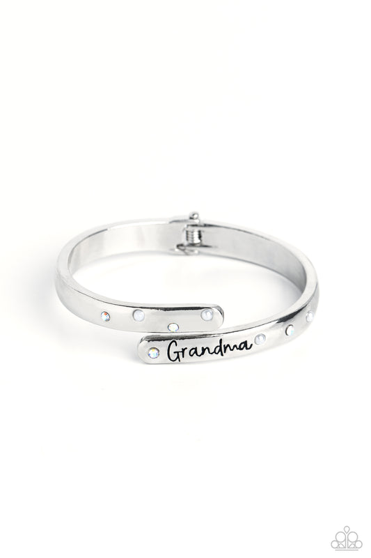 Gorgeous Grandma - White - Paparazzi Bracelet