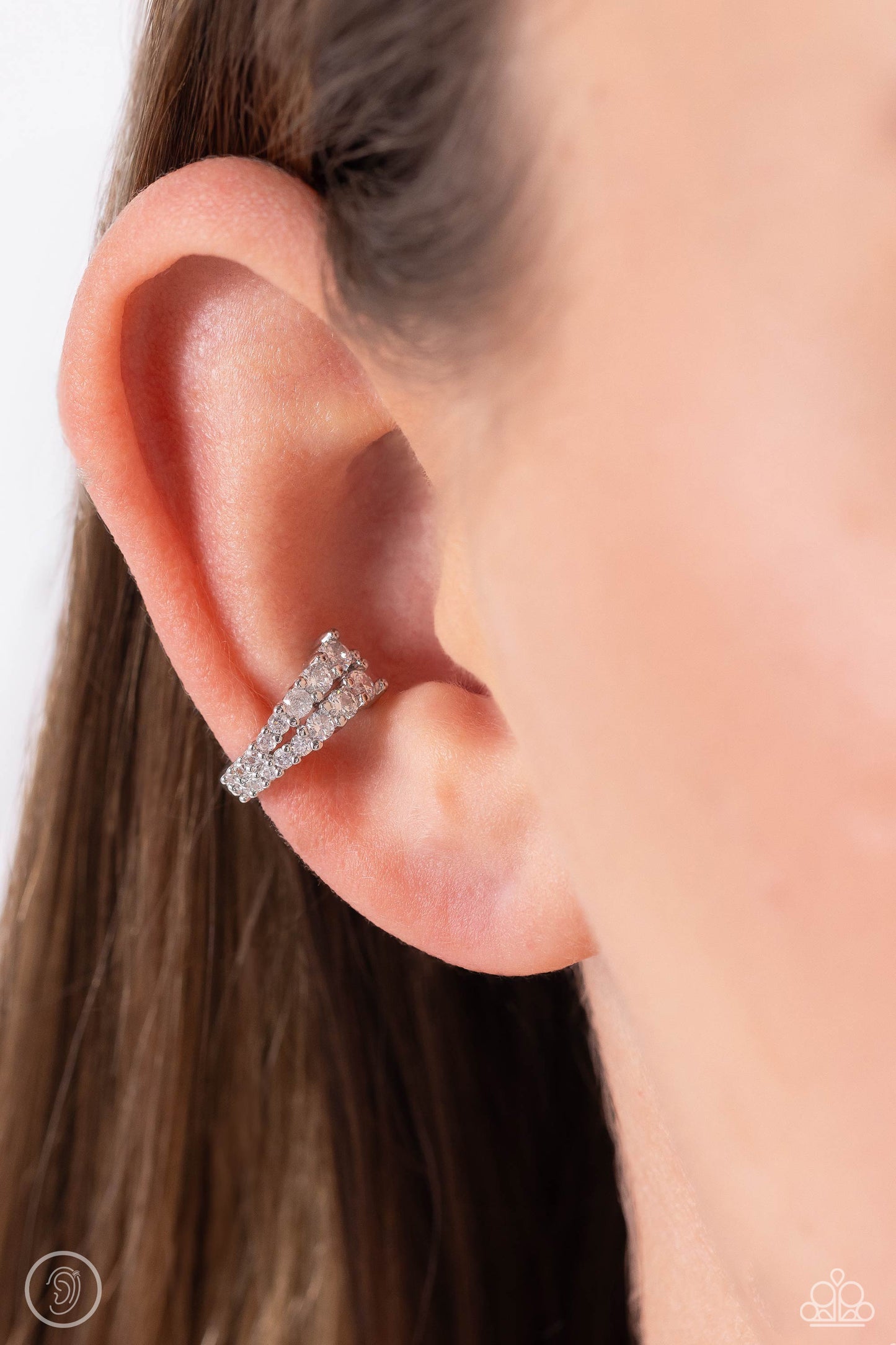 Pronged Parisian - White - Paparazzi Ear Cuff