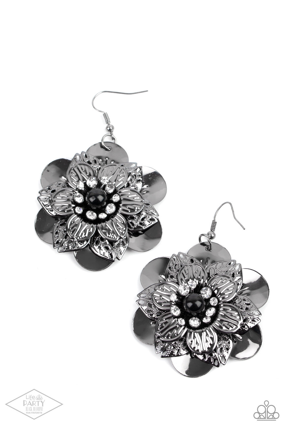 Midnight Garden Black - Paparazzi Earrings