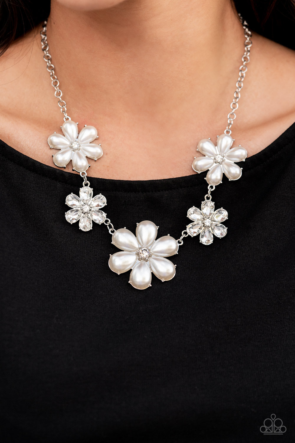 Fiercely Flowering - White - Paparazzi Necklace (December 2021 LOP)